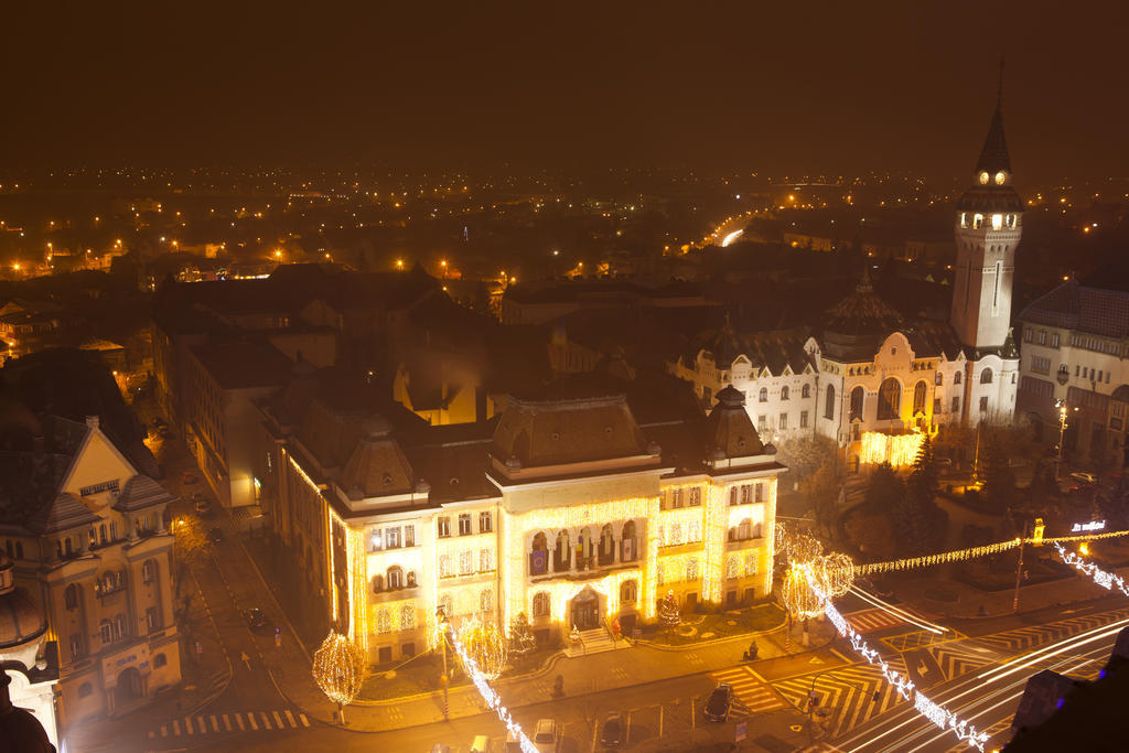 Grand Hotel Targu-Mures Bagian luar foto